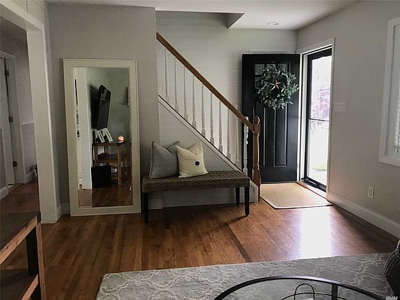3rd image of 325 Pacific St