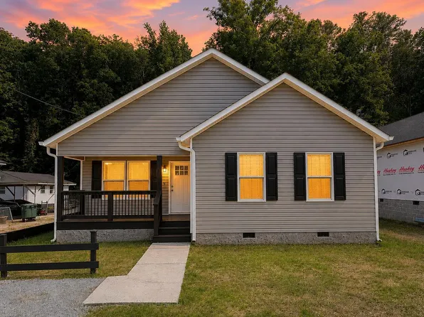 918 Shallowford Rd, Chattanooga, TN 37411