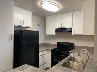 14227 Vanowen St #202, Van Nuys, CA 91405