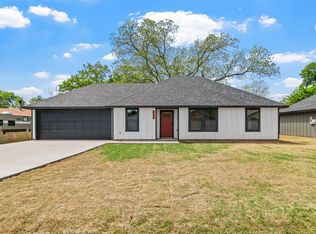 606 Franklin Ave, Pottsboro, TX 75076