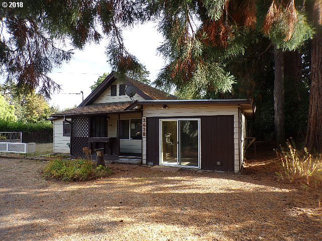 1st image of 3638 SE Olsen St