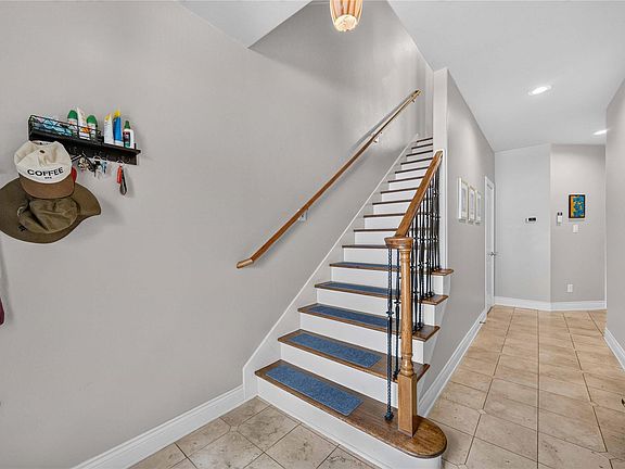 2nd image of 3428 Center St