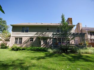1212 Stave Oak Ct, Beech Grove, IN 46107