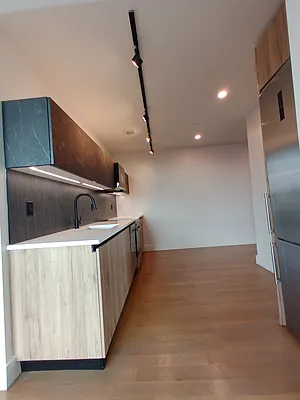 Rented by City Vista Inc | media 5