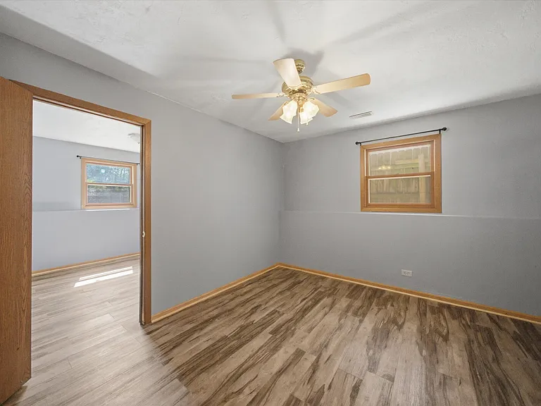3003 Gilboa Ave — Photo 19