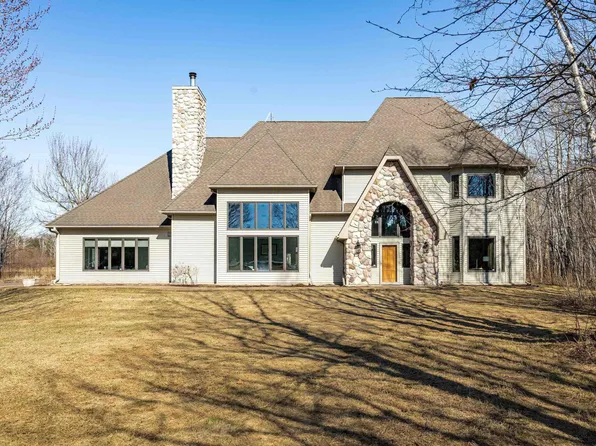 390 Crosby Rd, Cloquet, MN 55720