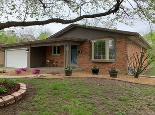 73 Andover Dr, Springfield, IL 62704