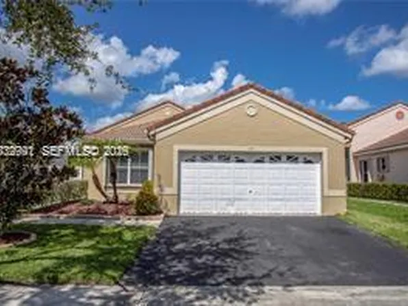 614 Stanton Ln, Fort Lauderdale, FL 33326