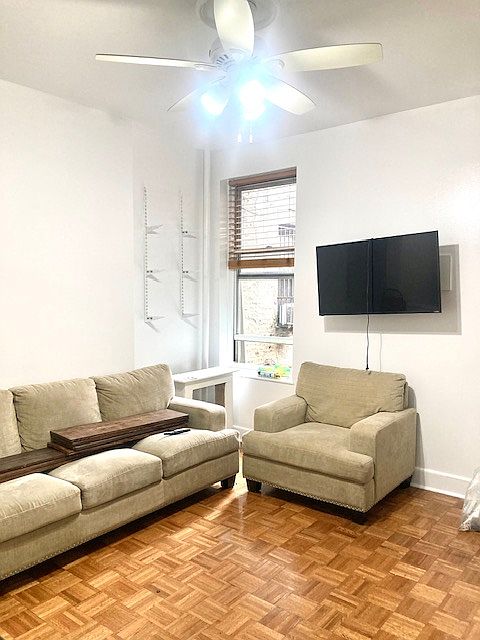 1st image of 155 E 106th St APT 1
