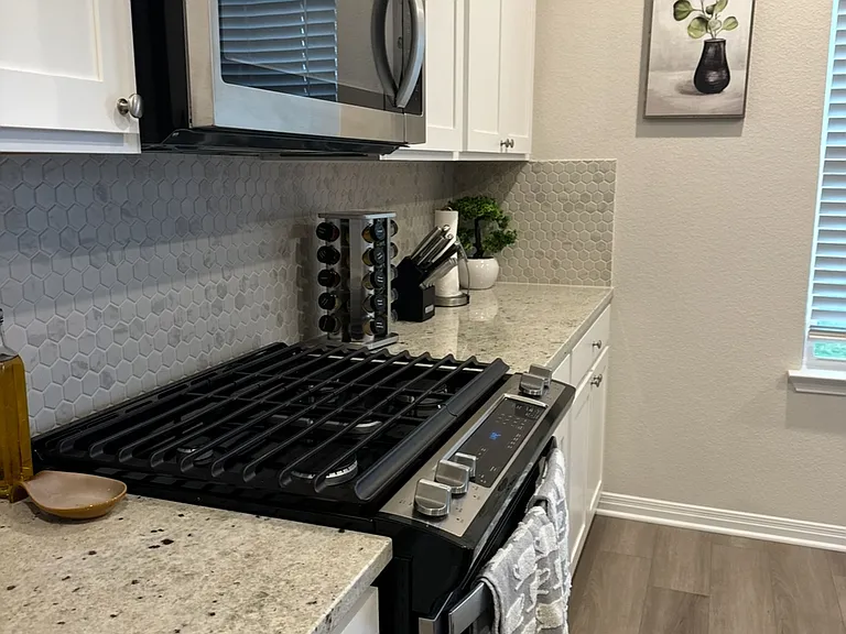 108 Stellar Wind Dr — Photo 3