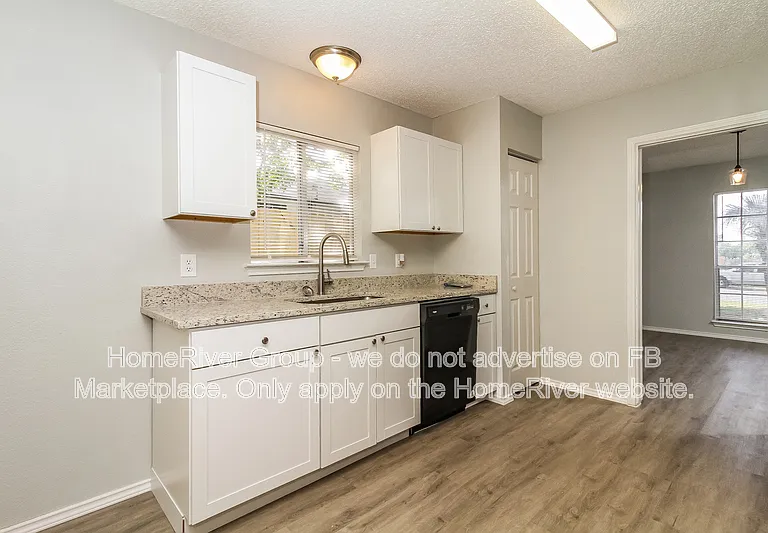 6727 Raintree Frst — Photo 6
