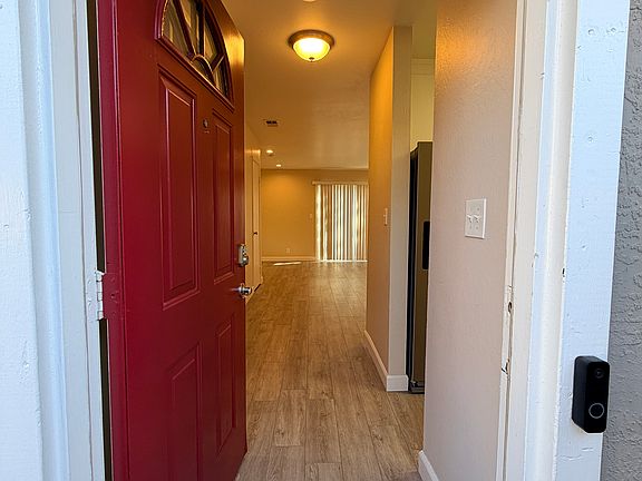 2nd image of 103 Donegal Way APT B