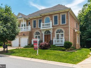 11418 Patriot Ln, Potomac, MD 20854