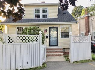 74 Willet St, Quincy, MA 02170