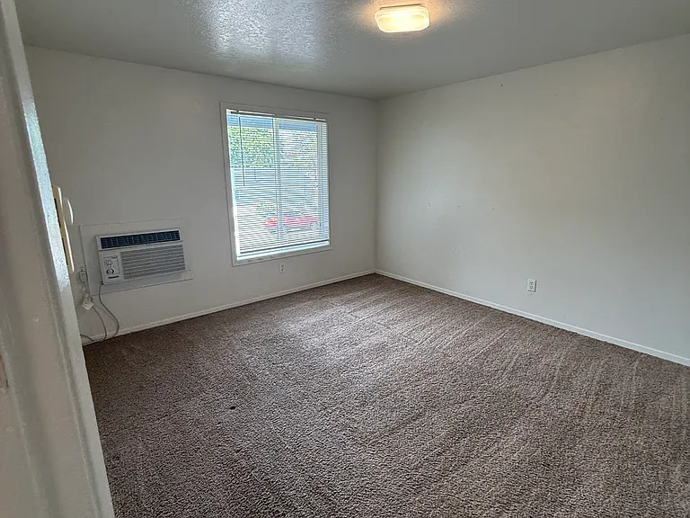 719 E Sherman Ave #3 — Photo 7