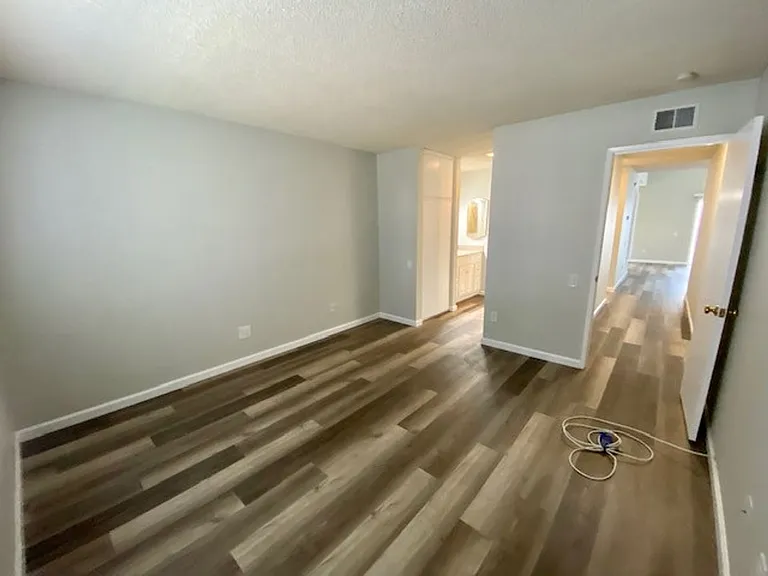 7084 Island Village Dr — Photo 16