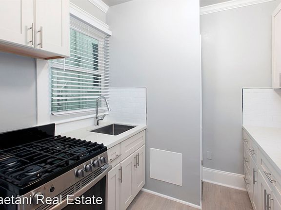 3rd image of 2888 16th St APT 5