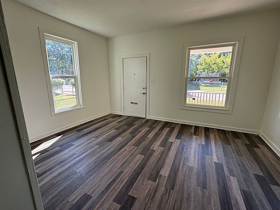 2nd image of 5617 Abbottsford Ave #1