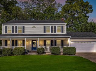 13921 Springstone Dr, Clifton, VA 20124