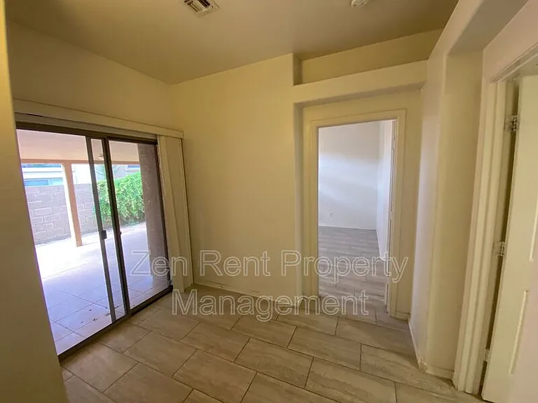 1650 S Crismon Rd #18 — Photo 16