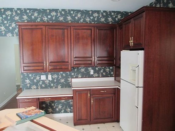 3rd image of 1334 Augusta Ct