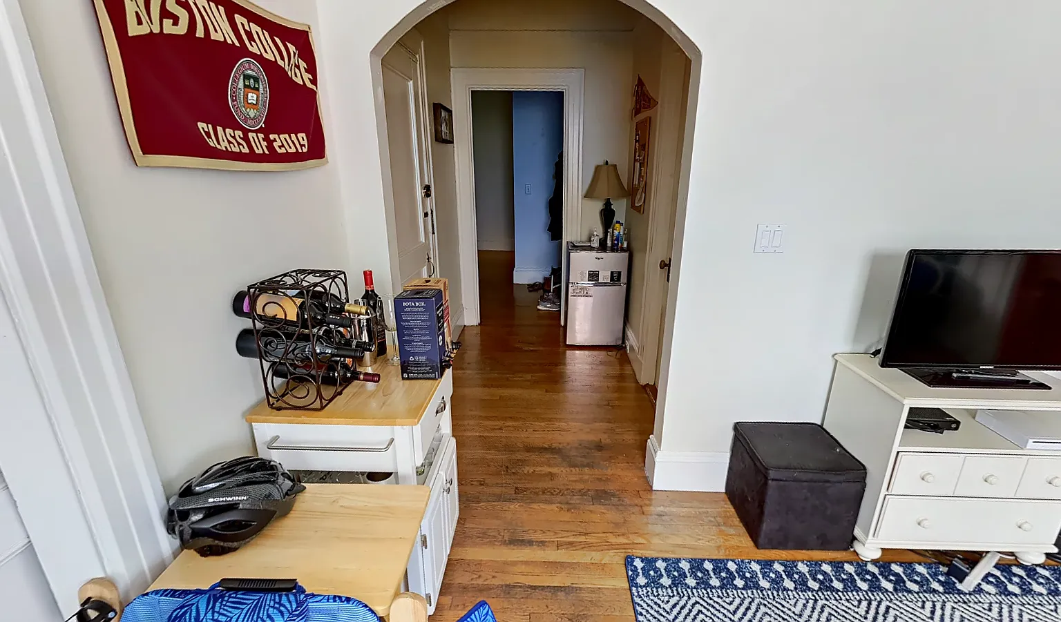 3 bed, 1200 sqft, $4,500 — Photo 4