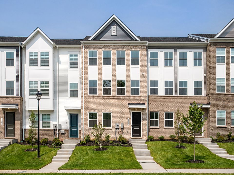 Luxurious Townhomes