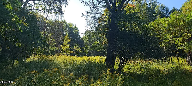 4th image of 395 Cook Road