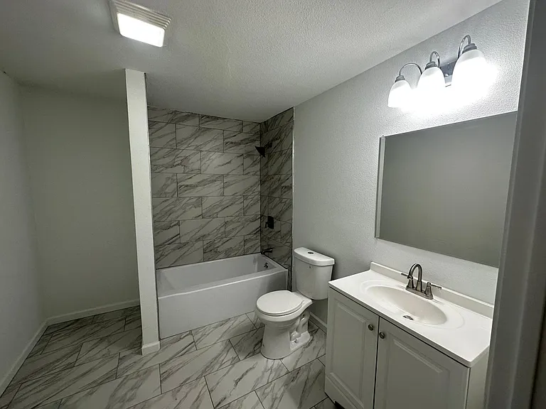8234 Bluebonnet Dr — Photo 11