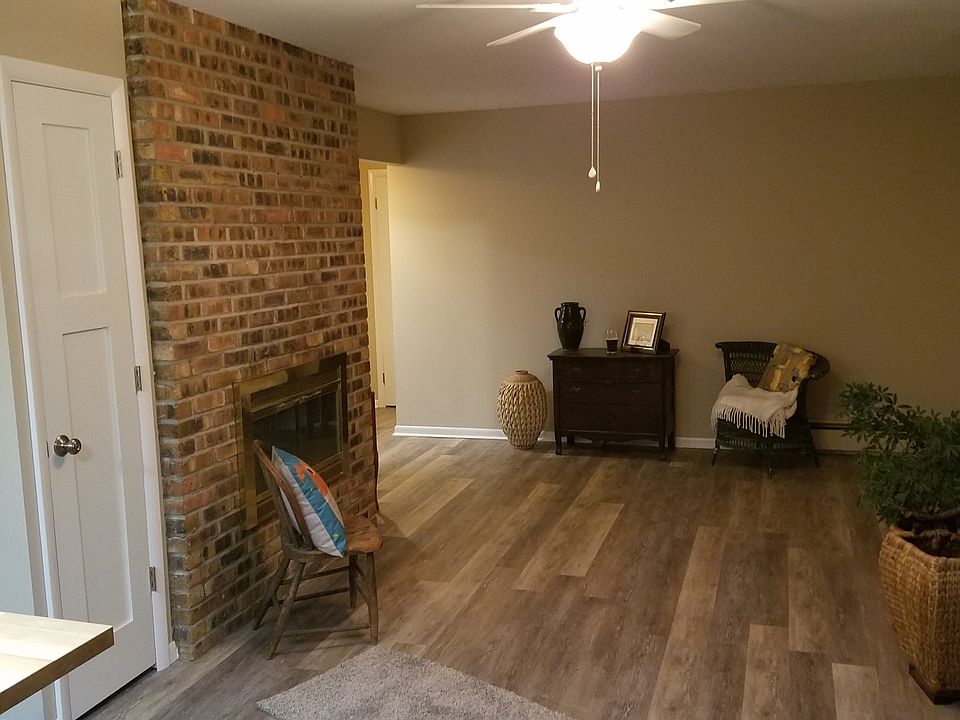 1st image of 4730 Burton St SE APT C