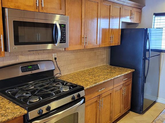5th image of 4657 Coldwater Canyon Ave