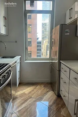 Rented by Sotheby's International Realty | media 4