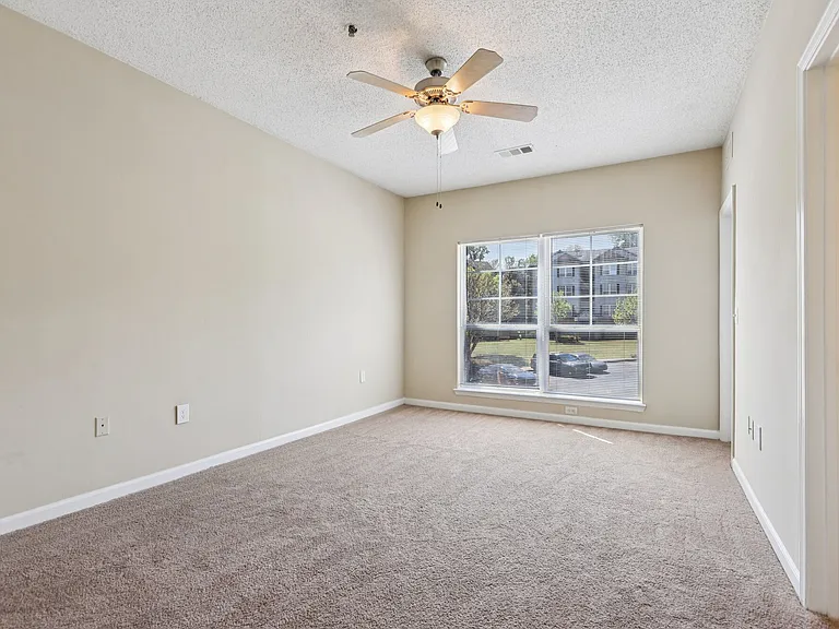 Brookside Park Apartments — Photo 48