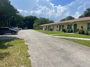4817-4831 Serafica Dr, Lake Worth, FL 33461