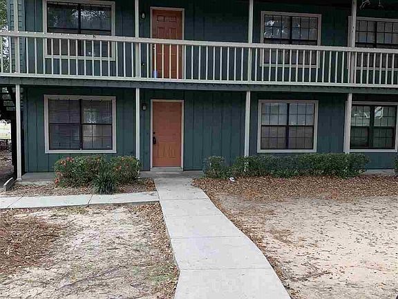 2nd image of 2811 Langley Ave APT 119