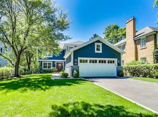 850 Lenox Rd, Glenview, IL 60025