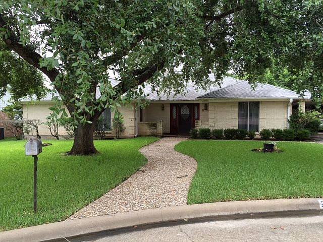 1st image of 2502 Towering Oaks Dr