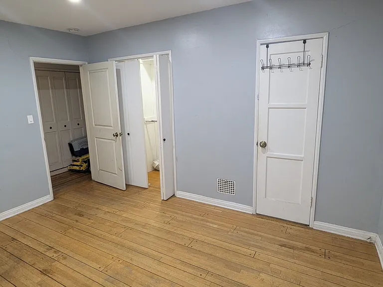501 Veteran Ave — Photo 3