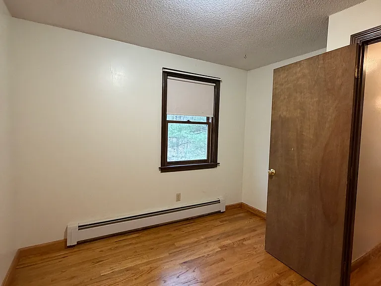 8 Brook Ln #2 — Photo 11