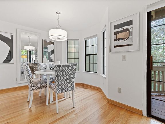 5th image of 5867 Dry Oak Dr