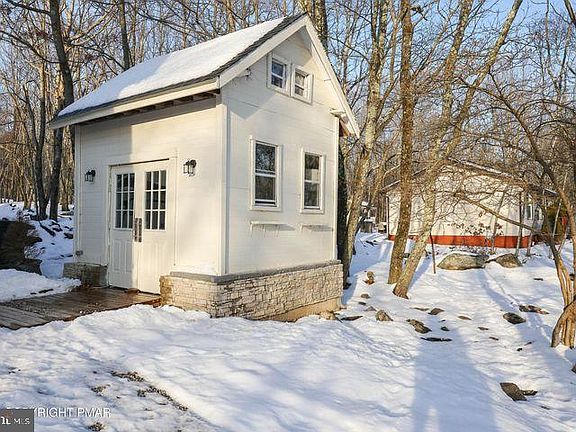 4th image of 81 Blairwood Ln