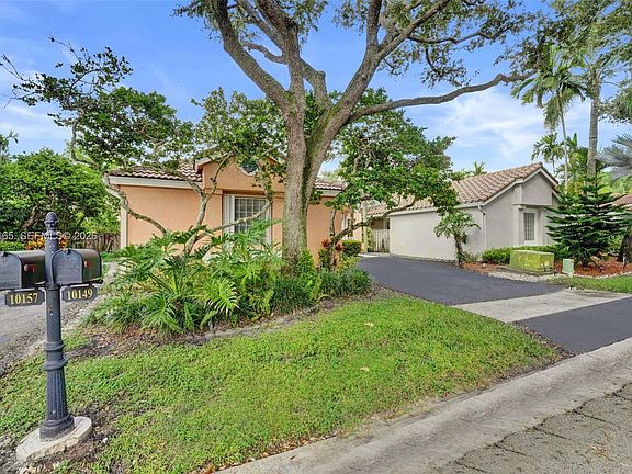 3rd image of 10149 NW 4th St