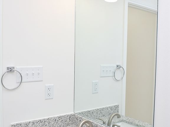 4th image of 5203 Guanabana Dr