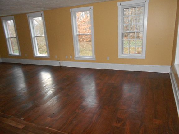5th image of 117 Union St