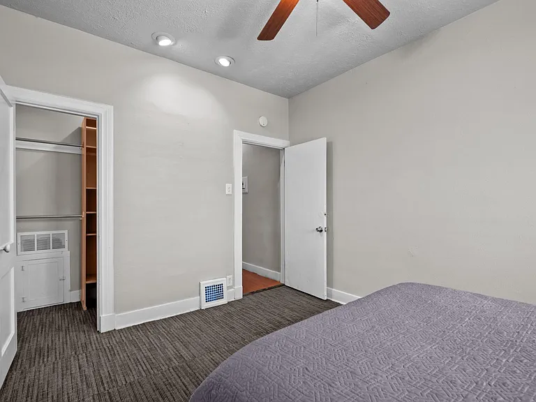 1465 Perry St — Photo 12