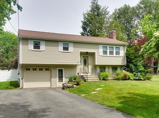 16 Fay Ln, Northborough, MA 01532