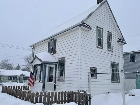 123 W 10th Ave, Sault Sainte Marie, MI 49783