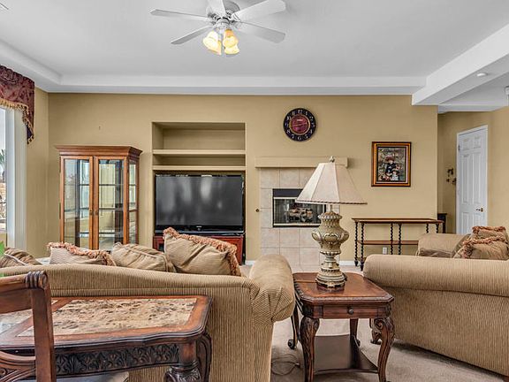 4th image of 69286 Sawgrass Rd