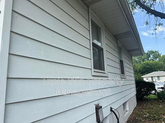 4th image of 3514 Saint Blase Ln