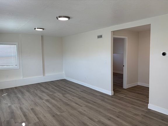 5th image of 919 Mariposa St #2